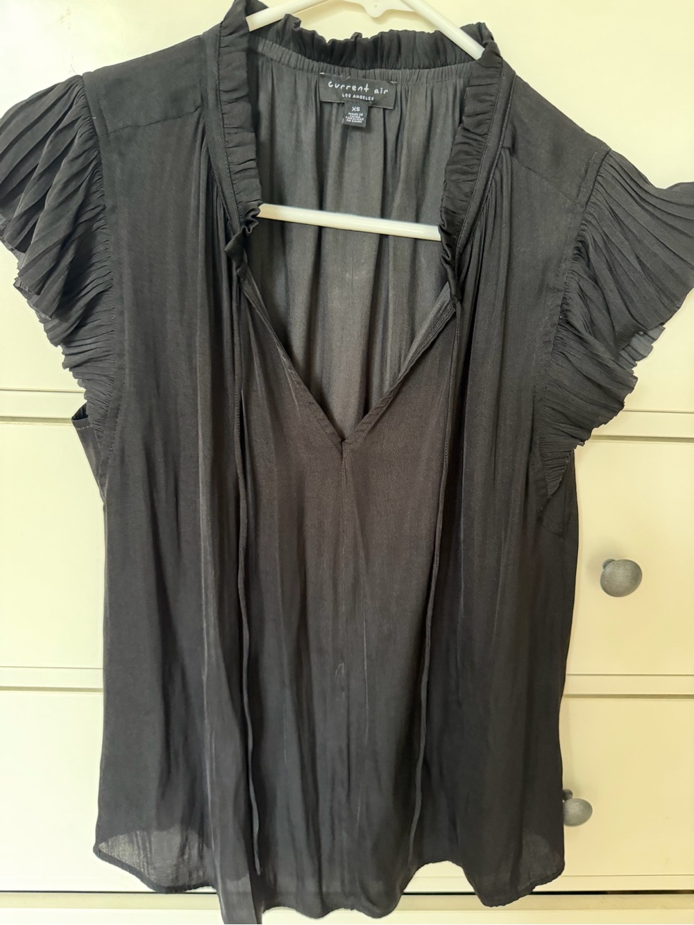 Current Air Black V-Neck Pleated Sleeve Blouse